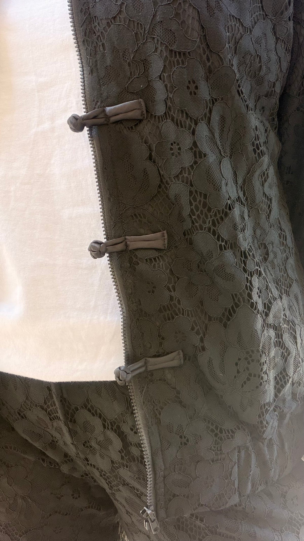 Veste dentelle Gallou