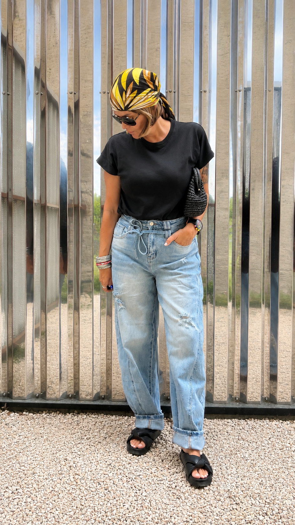 Jean loose